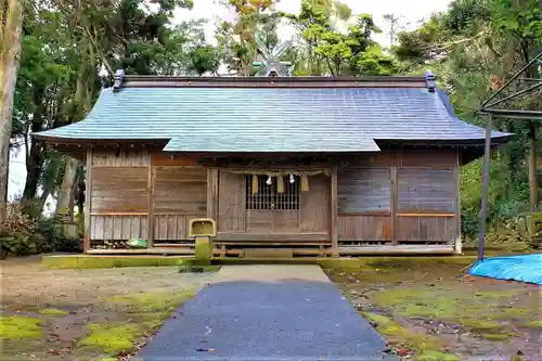 三所神社の本殿