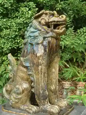 八王子神社の狛犬