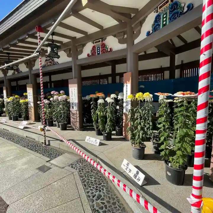 湯島天満宮の庭園