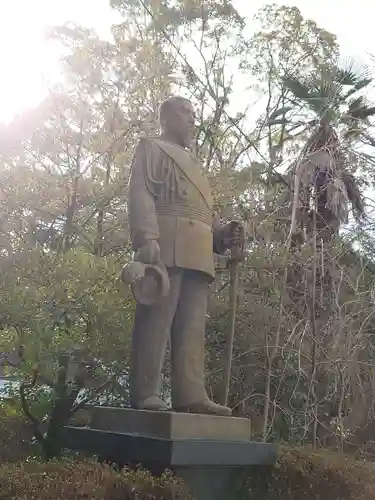 富知六所浅間神社の像