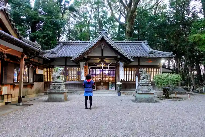 忍山神社の本殿・本堂