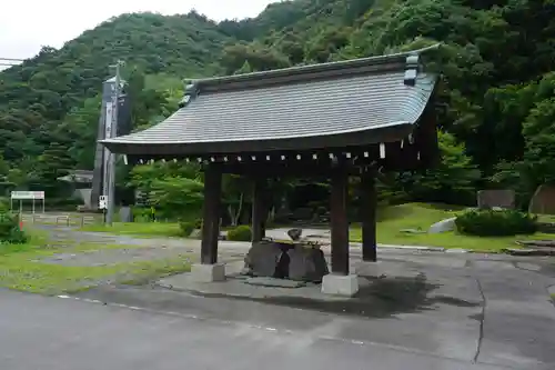 岐阜護國神社の手水