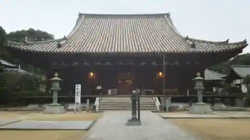太山寺の本殿・本堂