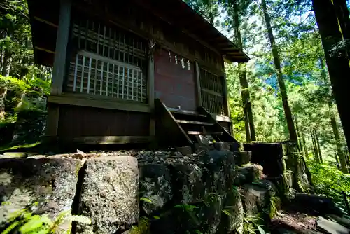 若子神社の本殿・本堂