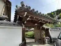 龍音寺の山門・神門