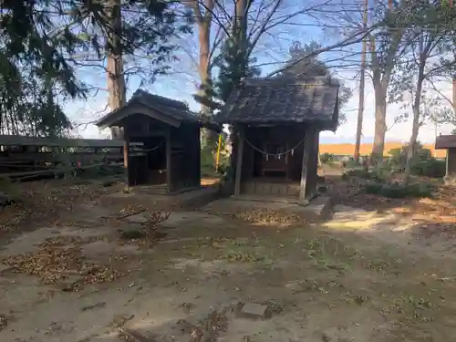 今城青坂稲実池上神社の末社