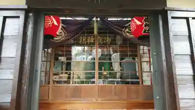 横浜御嶽神社の本殿・本堂