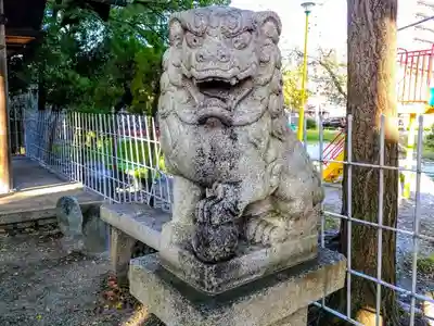 神明社（御替地神明社）の狛犬