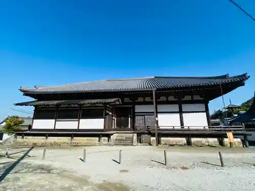 當麻寺の本殿・本堂