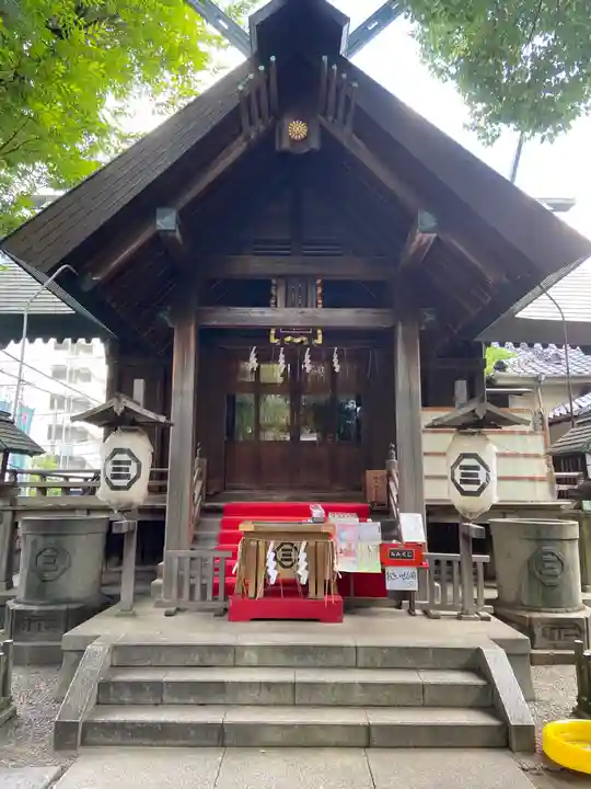 三島神社の本殿・本堂