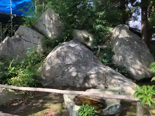 和貴宮神社の庭園