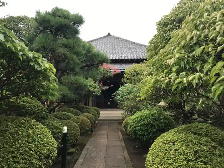 光岳寺の本殿・本堂