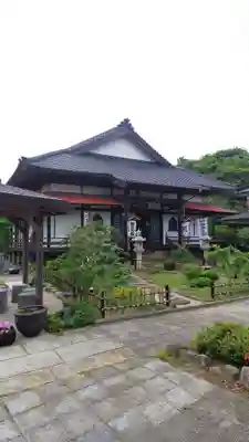 智弘院の本殿・本堂