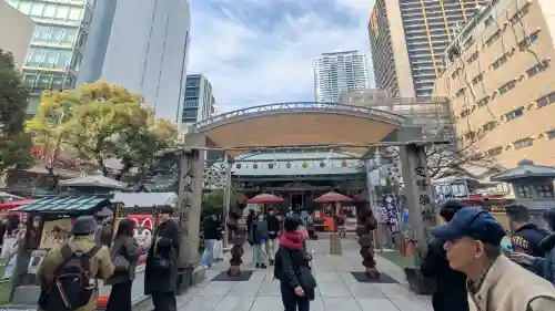 露天神社（お初天神）の{uncategorized: "未分類", other: "その他", undefined: "問題あり", building: "その他建物", grave: "お墓", sacred_gate: "鳥居", guardian: "狛犬", statue: "像", buddha: "仏像", history: "歴史", nature: "自然", garden: "庭園", animal: "動物", pagoda: "塔", temizu: "手水舎", mountain_gate: "山門・神門", sanctuary: "本殿・本堂", subordinate: "末社・摂社", art: "芸術", scenery: "景色", jizo: "地蔵", ema: "絵馬", goshuin: "御朱印", omikuji: "おみくじ", items: "授与品その他", amulet: "お守り", goshuincho: "御朱印帳", eats: "食事", festival: "お祭り", votive_dance: "神楽", shichigosan: "七五三参", wedding: "結婚式", experience: "体験その他", initially: "初詣", around: "周辺", anti_infection: "感染症対策"}