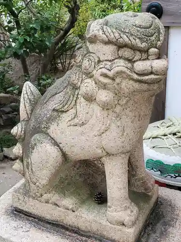 魚崎八幡宮神社の狛犬