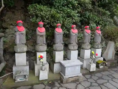 東長谷寺　薬王院の地蔵