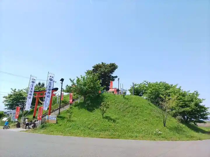 富主姫神社の庭園