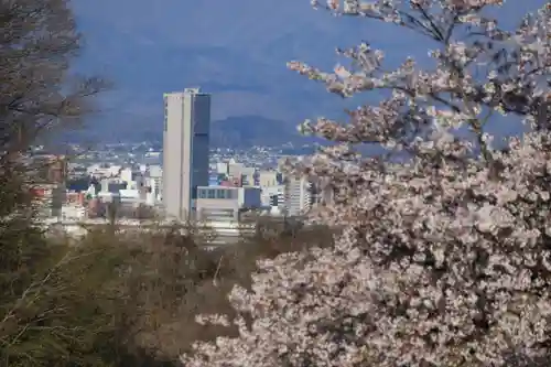 高屋敷稲荷神社の景色