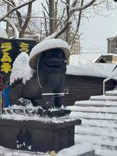 札幌諏訪神社の狛犬