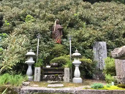 横峰寺の像