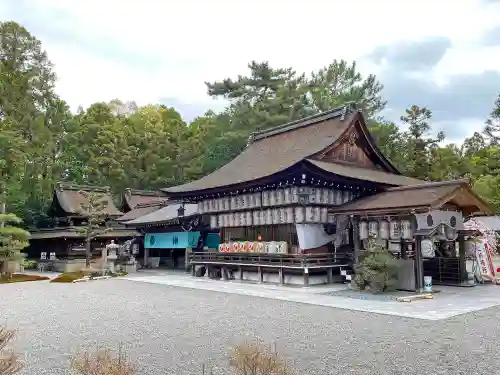 建部大社の本殿