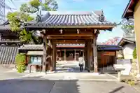 真光寺の山門・神門