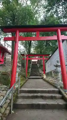 斗瑩稲荷神社の鳥居