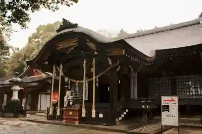 武田神社の本殿・本堂