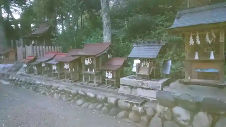 針綱神社の末社・摂社