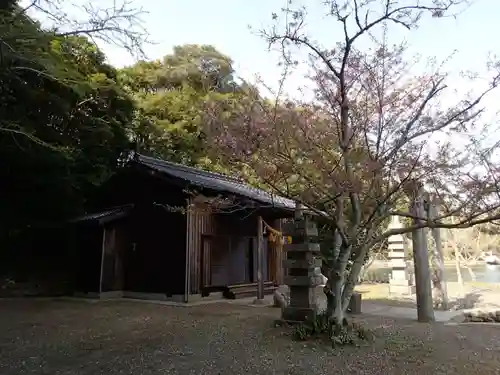 霹靂神社の本殿・本堂