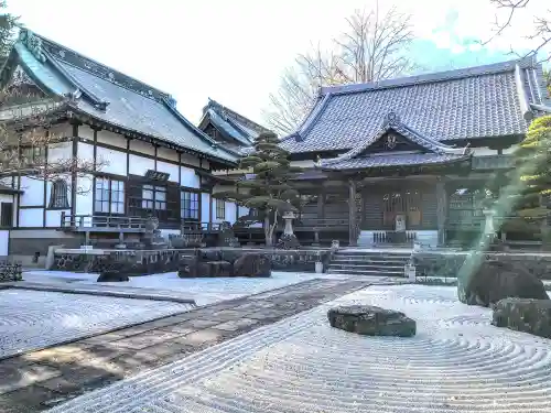 松音寺の庭園