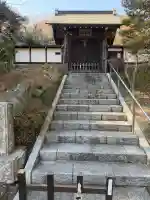 龍峰院の{uncategorized: "未分類", other: "その他", undefined: "問題あり", building: "その他建物", grave: "お墓", sacred_gate: "鳥居", guardian: "狛犬", statue: "像", buddha: "仏像", history: "歴史", nature: "自然", garden: "庭園", animal: "動物", pagoda: "塔", temizu: "手水舎", mountain_gate: "山門・神門", sanctuary: "本殿・本堂", subordinate: "末社・摂社", art: "芸術", scenery: "景色", jizo: "地蔵", ema: "絵馬", goshuin: "御朱印", omikuji: "おみくじ", items: "授与品その他", amulet: "お守り", goshuincho: "御朱印帳", eats: "食事", festival: "お祭り", votive_dance: "神楽", shichigosan: "七五三参", wedding: "結婚式", experience: "体験その他", initially: "初詣", around: "周辺", anti_infection: "感染症対策"}