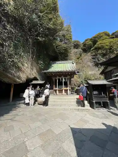 銭洗弁財天宇賀福神社(神奈川県)