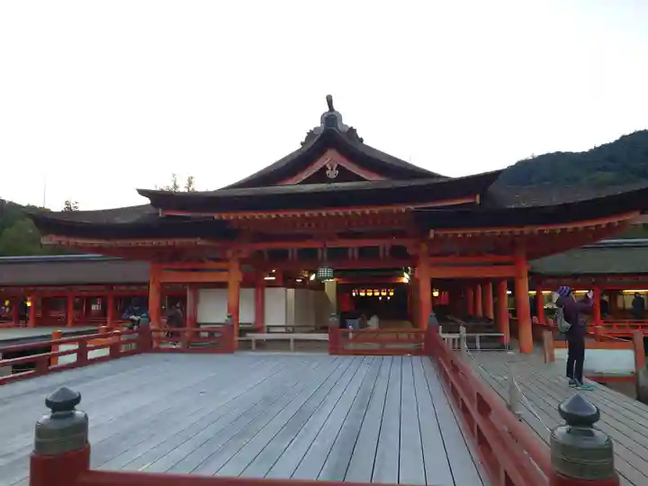 厳島神社(広島県)