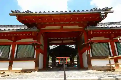 氷室神社の山門