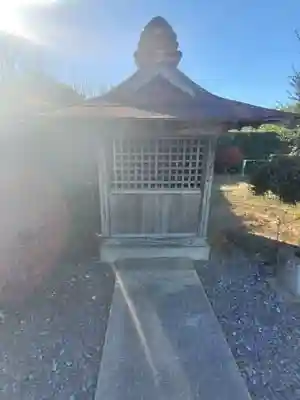 権現神社の建物その他