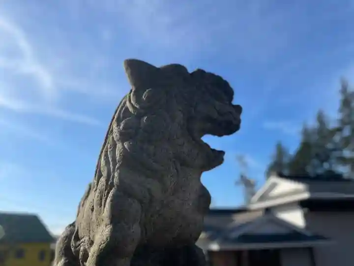 神明神社の狛犬