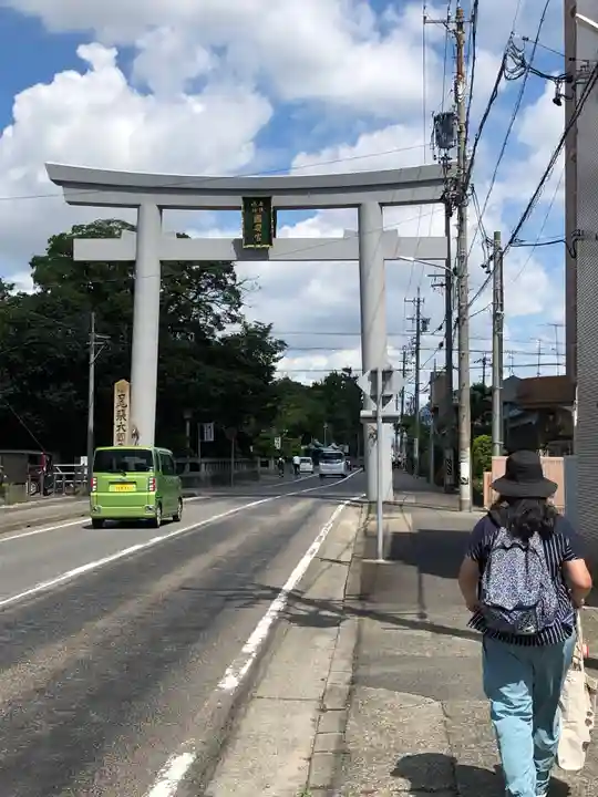 尾張大國霊神社(国府宮)の鳥居
