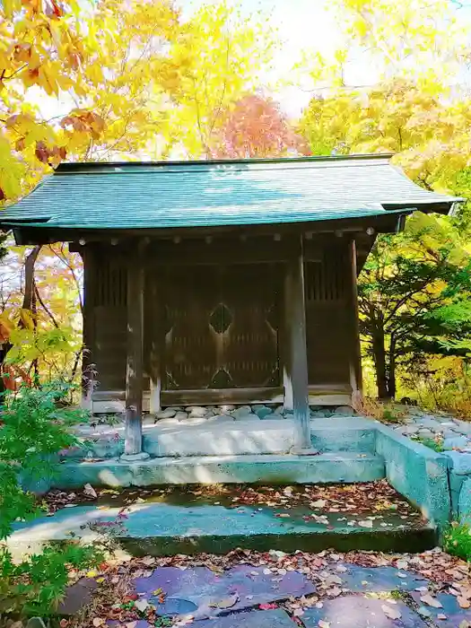 菜洗神社の本殿