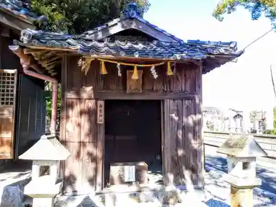 豊川進雄神社の末社・摂社