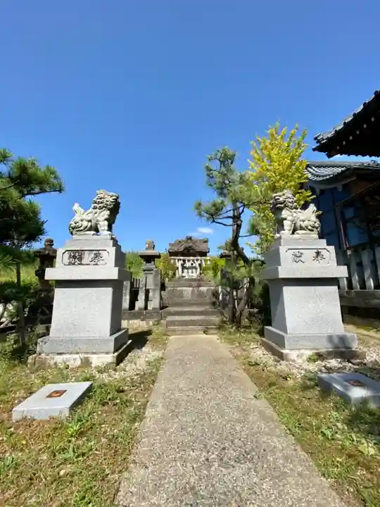 黒龍神社の末社・摂社