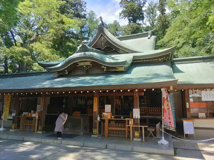 一言主神社の本殿・本堂