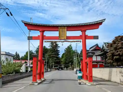 猿賀神社の鳥居