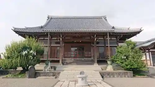 保寿寺の本殿・本堂