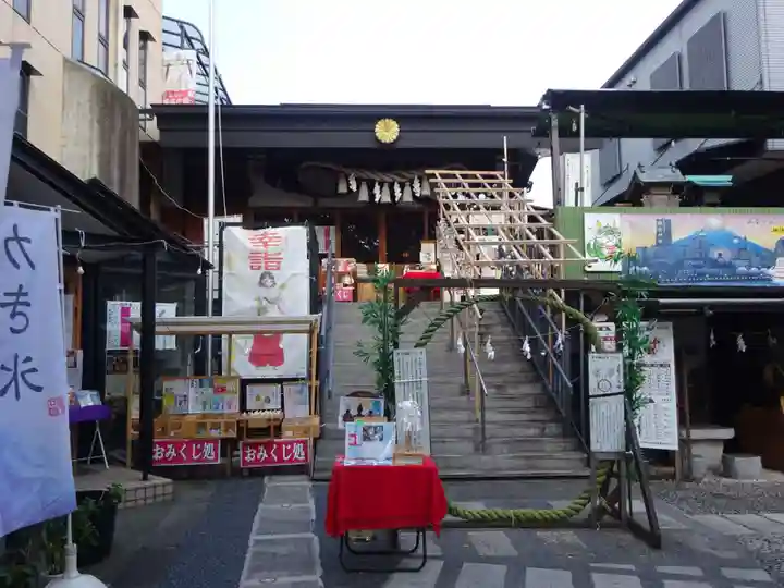 菊名神社の本殿・本堂