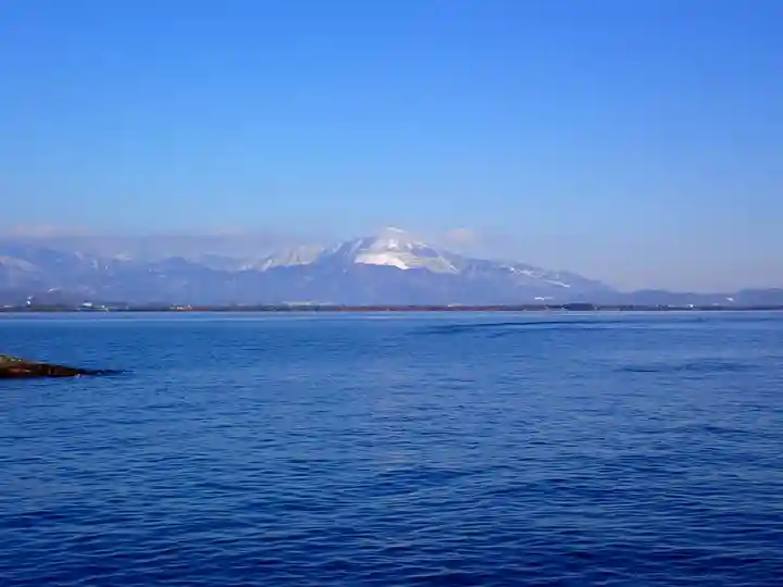 竹生島神社(都久夫須麻神社)の景色