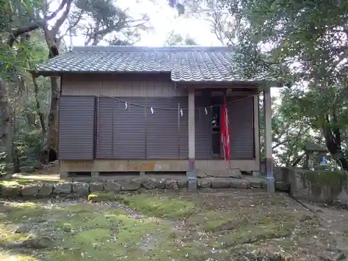 室津神社の本殿