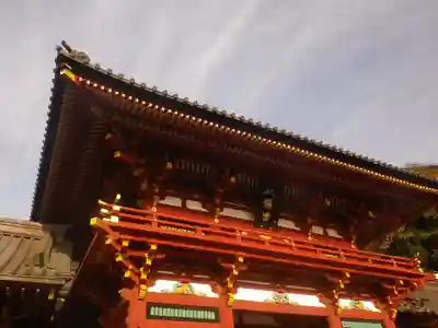 鶴岡八幡宮の山門・神門