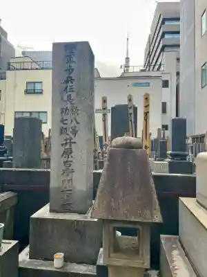 花岳院の{uncategorized: "未分類", other: "その他", undefined: "問題あり", building: "その他建物", grave: "お墓", sacred_gate: "鳥居", guardian: "狛犬", statue: "像", buddha: "仏像", history: "歴史", nature: "自然", garden: "庭園", animal: "動物", pagoda: "塔", temizu: "手水舎", mountain_gate: "山門・神門", sanctuary: "本殿・本堂", subordinate: "末社・摂社", art: "芸術", scenery: "景色", jizo: "地蔵", ema: "絵馬", goshuin: "御朱印", omikuji: "おみくじ", items: "授与品その他", amulet: "お守り", goshuincho: "御朱印帳", eats: "食事", festival: "お祭り", votive_dance: "神楽", shichigosan: "七五三参", wedding: "結婚式", experience: "体験その他", initially: "初詣", around: "周辺", anti_infection: "感染症対策"}