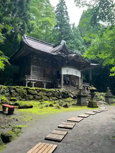 十和田神社の本殿